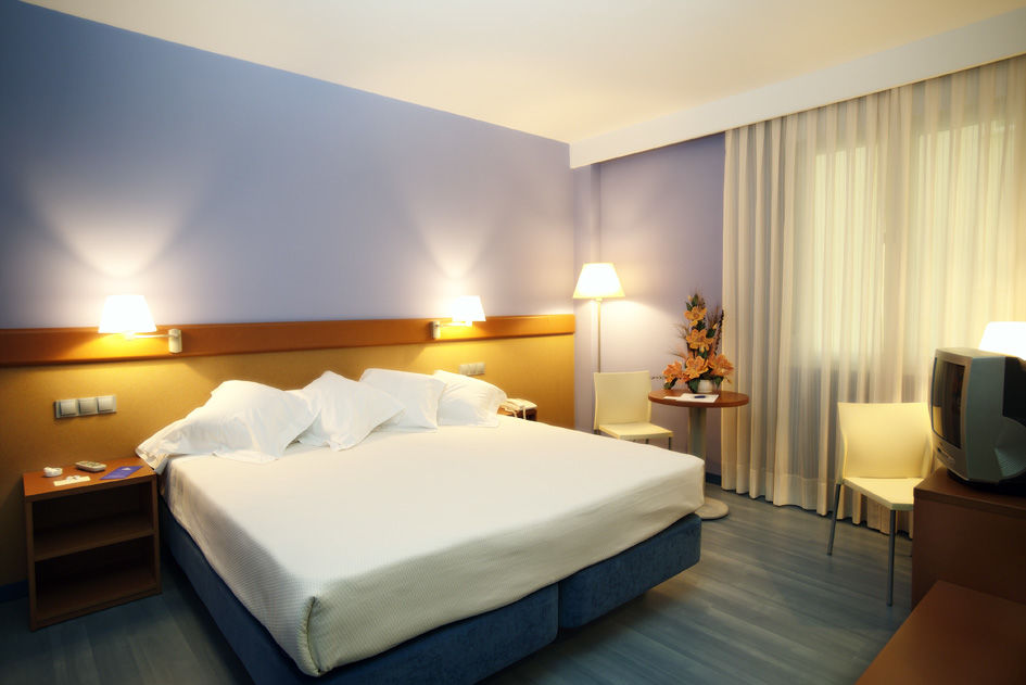 Hotel Murrieta Logroño Quarto foto
